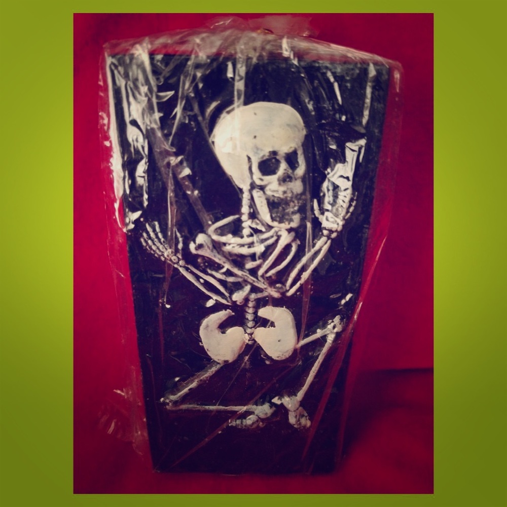 VTG Y2K Dancing Skeleton Candle NEW in pkg